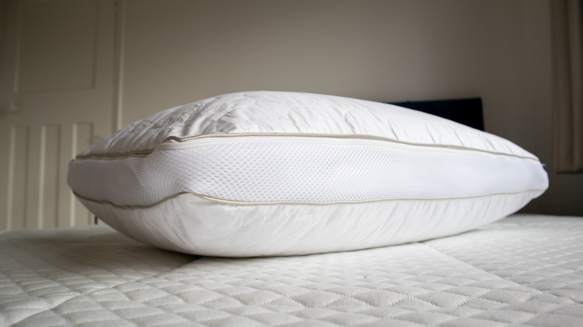 kally adjustable pillow